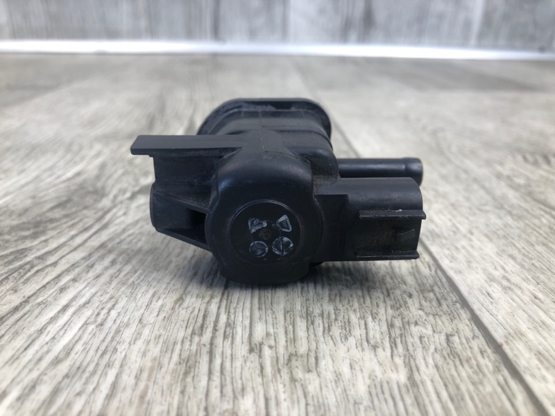 Клапан электромагнитный (вакуумный) TOYOTA CAMRY 55 14-17