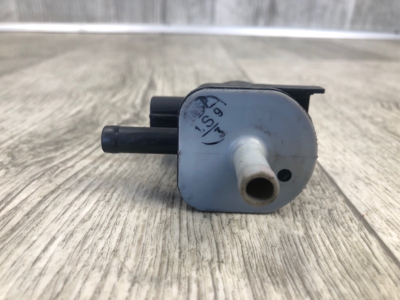 Клапан электромагнитный (вакуумный) CAMRY 55 14-17