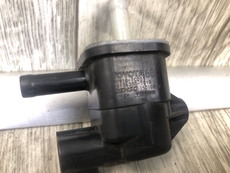 Клапан электромагнитный (вакуумный) CAMRY 55 14-17