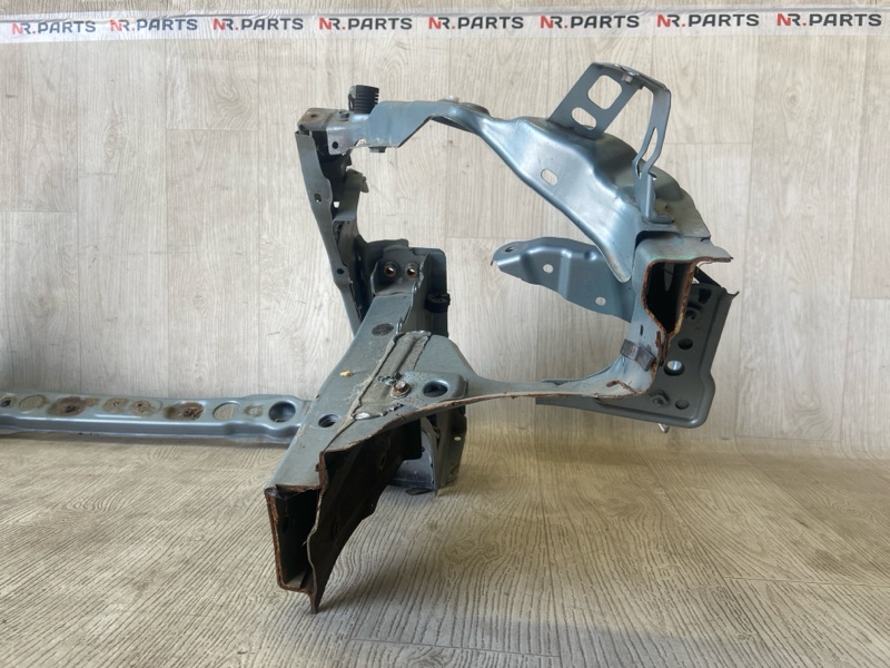 Панель передняя PRIUS - 30 09-17 2013 ZVW30 1.8 2ZRFXE