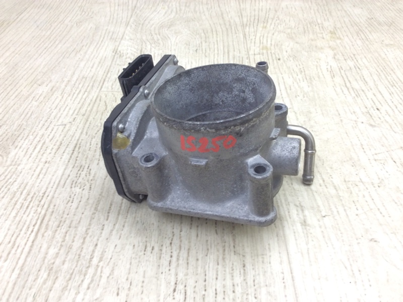 Дроссельная заслонка LEXUS IS250/350 05-13 2203031020 Б/У