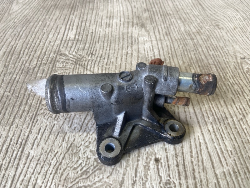 Фланец системы охлаждения SUZUKI KIZASHI 09-14 2011 J24B 17570-57L00 Б/У