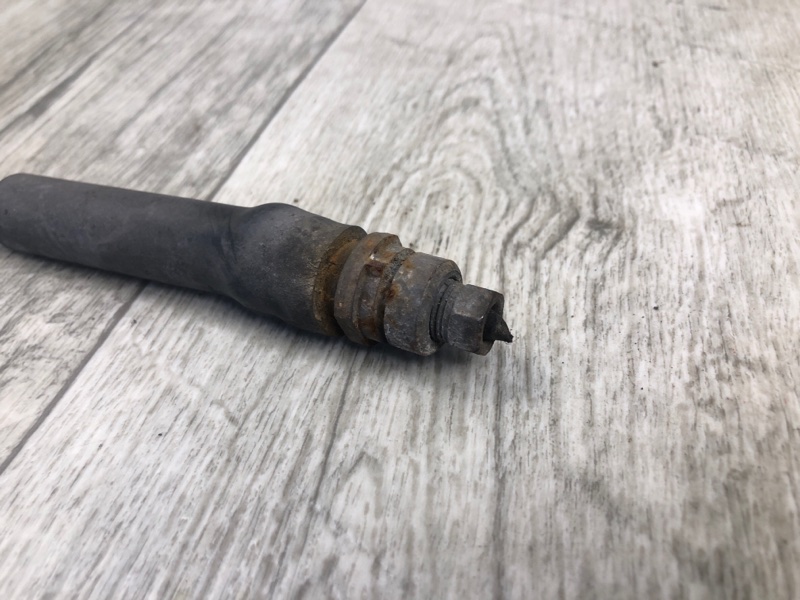 Трубка тормозная задняя правая 3 BL 09-13 2009 2.5 L (L5-VE)