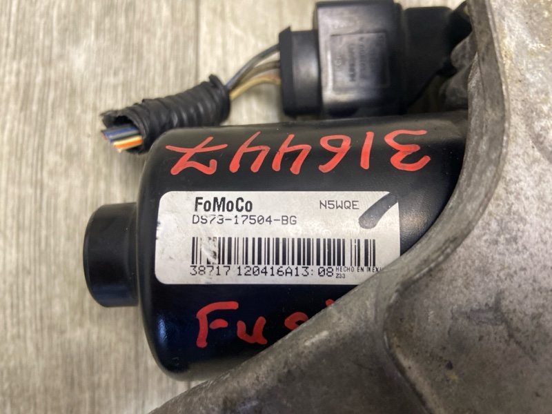 Моторчик стеклоочистителя передний правый FUSION 14- 2017 SEDAN C20HDTX