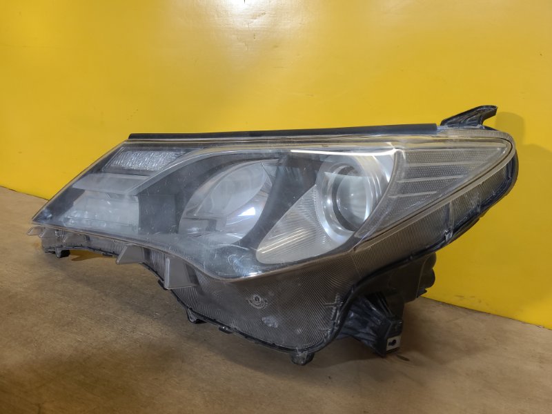 Фара левая RAV4 13-19