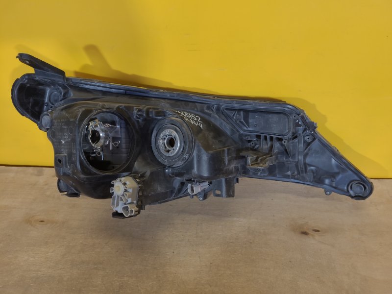 Фара левая RAV4 13-19