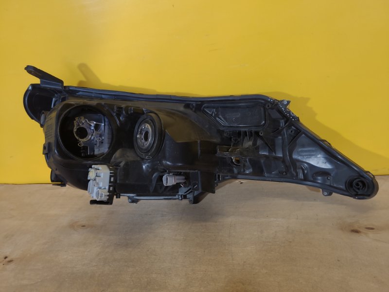 Фара левая RAV4 13-19