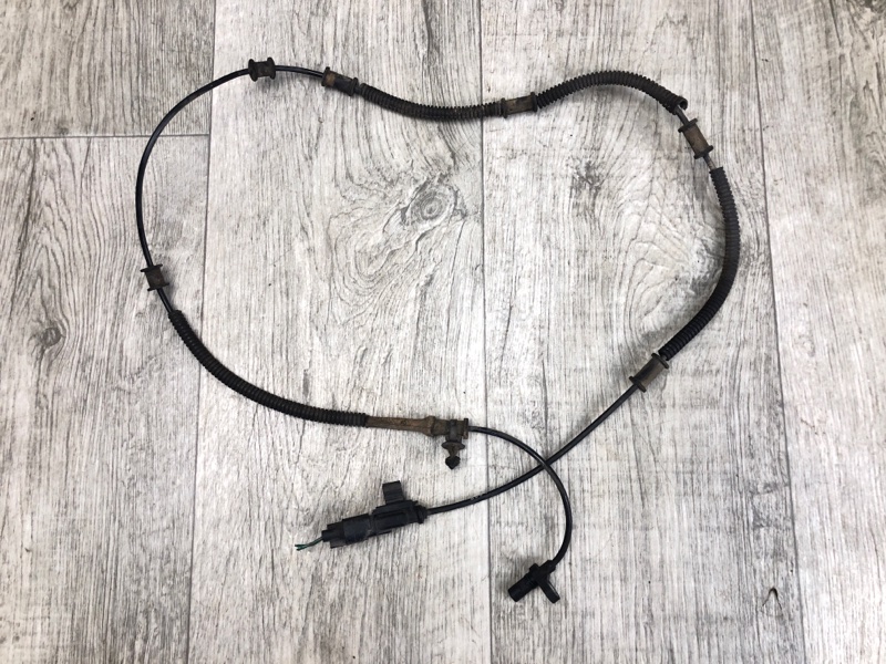 Датчик ABS задний левый DODGE GRAND CARAVAN 08- 68127990AA Б/У