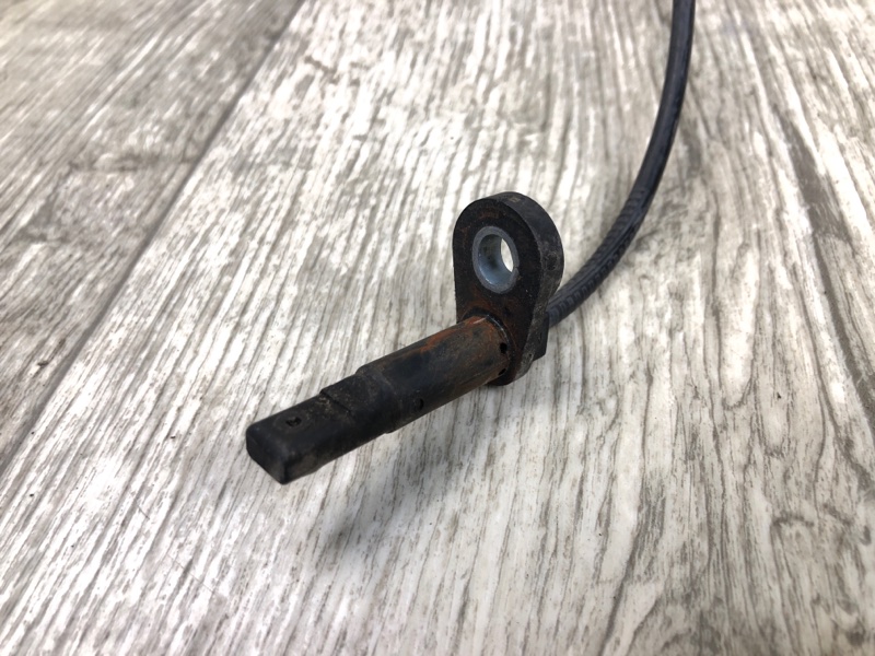 Датчик ABS передний правый NV200 USA 13-