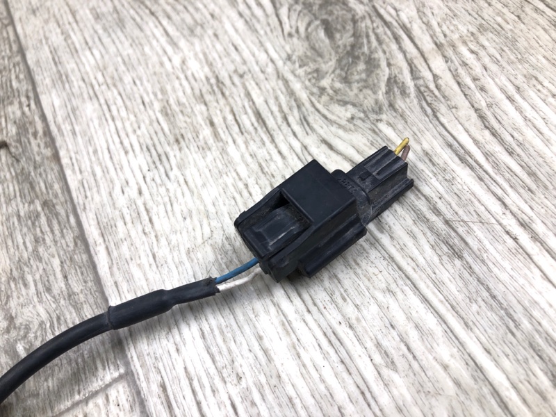 Датчик ABS передний левый NV200 USA 13-