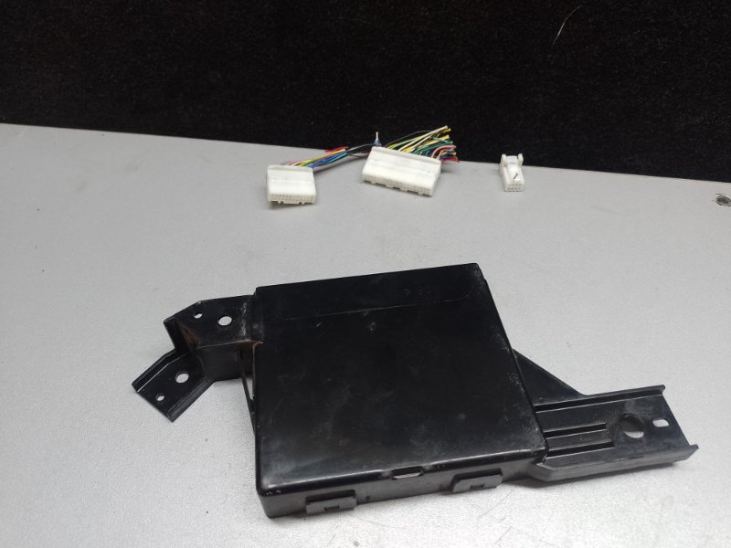 Блок управления печкой TOYOTA SIENNA 11-16 3.5 2GR-FE Блок управления печкой TOYOTA SIENNA 11-16 3.5 2GR-FE