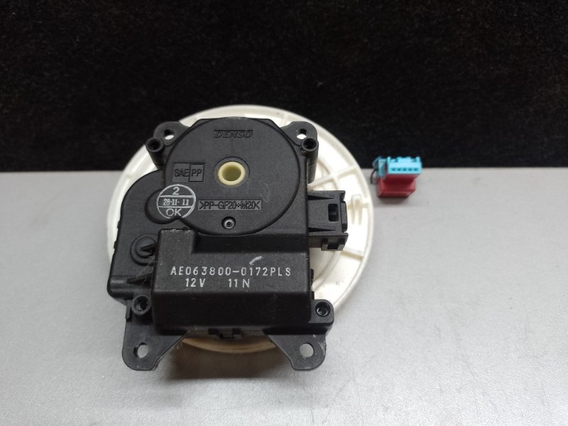 Моторчик печки SIENNA 11-16 2012 3.5 2GR-FE