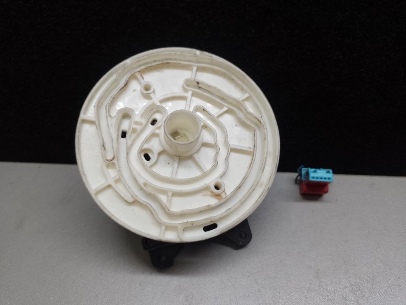 Моторчик печки TOYOTA SIENNA 11-16 2012 3.5 2GR-FE 87106-08100 Б/У