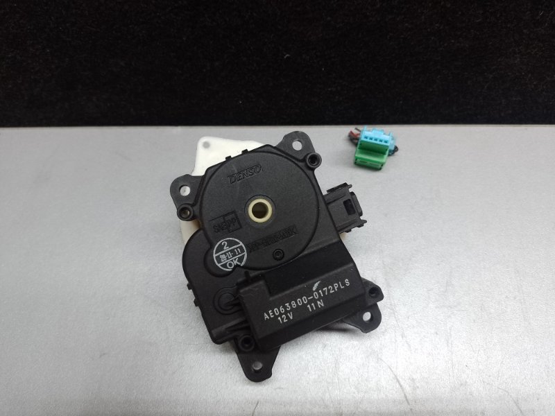 Моторчик печки SIENNA 11-16 2012 3.5 2GR-FE