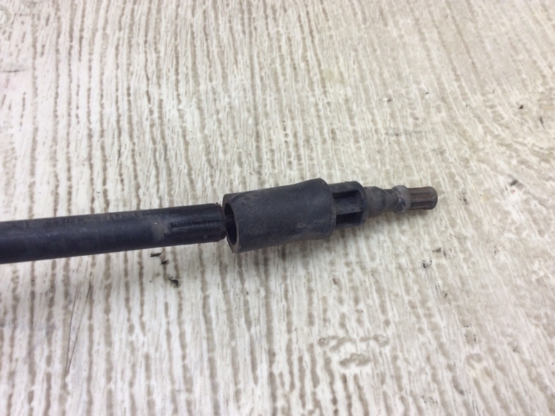 Трос стояночного тормоза задний левый FORD FOCUS 10-18 2.0 C20HDEX