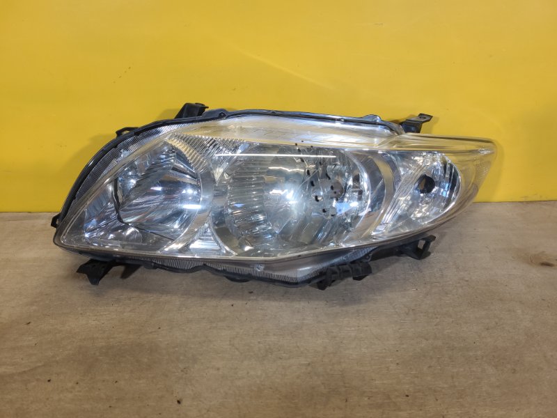 Фара левая TOYOTA COROLLA 150 06-13 8117012A60 Б/У