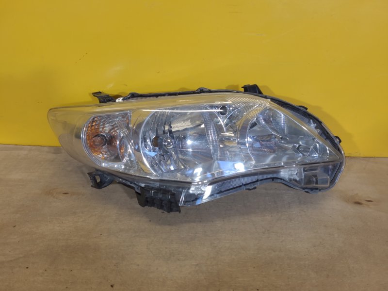 Фара правая TOYOTA COROLLA 150 06-13 8113012A60 Б/У