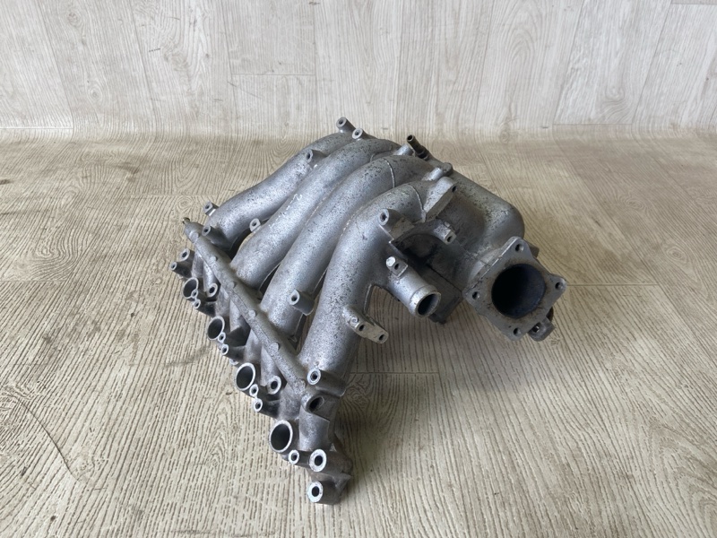 Коллектор впускной MITSUBISHI CARISMA 95-04 1.8 GDI MD310209 Б/У