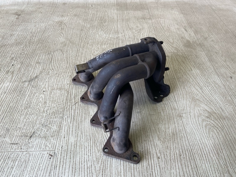 Коллектор выпускной MITSUBISHI CARISMA 95-04 1.8 GDI MR204630 Б/У