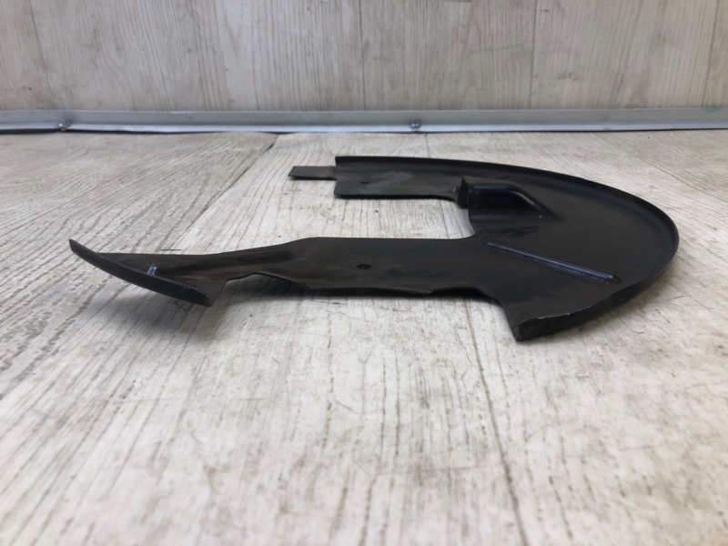 Защита тормозного диска передняя левая GRAND CARAVAN 08-