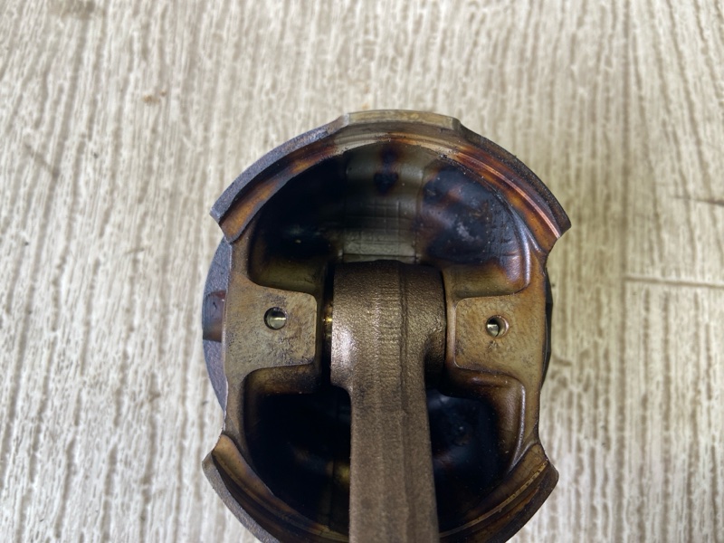 Шатун CARISMA 95-04 1.8 GDI