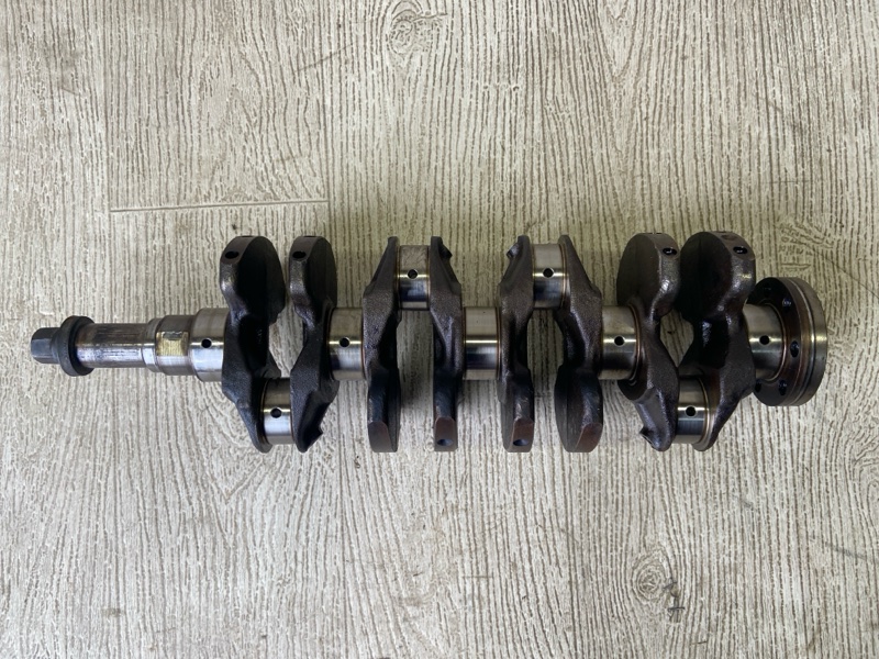 Коленвал CARISMA 95-04 1.8 GDI