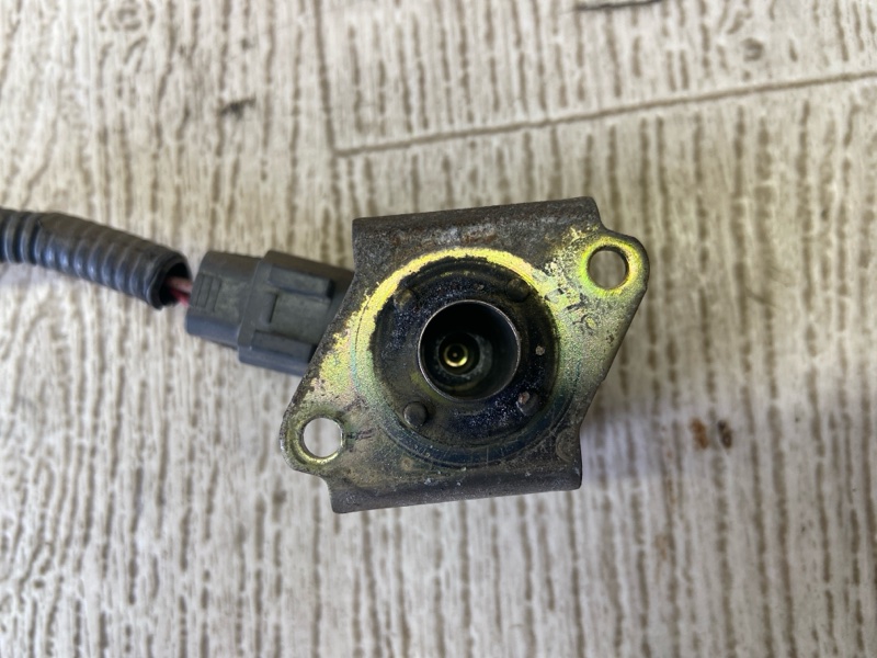 Клапан холостого хода CARISMA 95-04 1.8 GDI