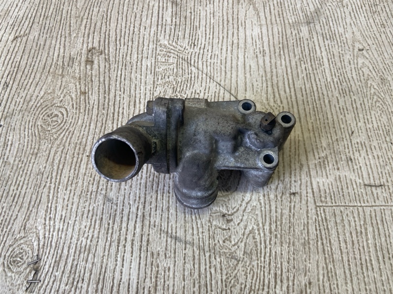 Корпус термостата MITSUBISHI CARISMA 95-04 1.8 GDI MD315628 Б/У