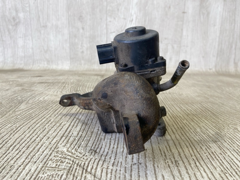 Клапан EGR CARISMA 95-04 1.8 GDI Клапан EGR CARISMA 95-04 1.8 GDI