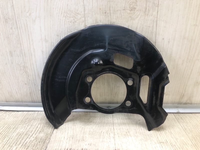 Запчасть защита тормозного диска передняя левая NISSAN QASHQAI/ROGUE SPORT 14- 2020 J11 2.0L MR20DD 41161-4BT0A Б/У Защита тормозного диска передняя левая NISSAN QASHQAI/ROGUE SPORT 14- 2020 J11 2.0L MR20DD 41161-4BT0A Б/У