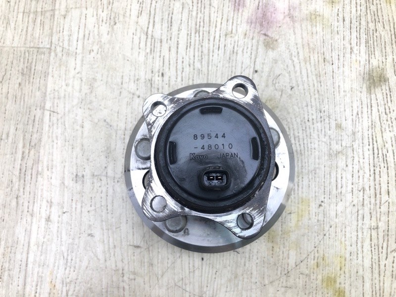 Ступица задняя левая LEXUS ES350 06-12 SEDAN 3.5 2GR-FE Ступица задняя левая LEXUS ES350 06-12 SEDAN 3.5 2GR-FE