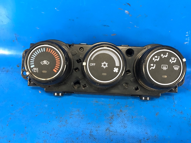 Запчасть блок управления печкой MITSUBISHI OUTLANDER XL 05-13 2011 2.4 4B12 7820A073XA Б/У Блок управления печкой MITSUBISHI OUTLANDER XL 05-13 2011 2.4 4B12 7820A073XA Б/У