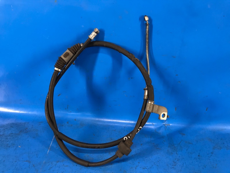 Запчасть трос стояночного тормоза MITSUBISHI OUTLANDER XL 05-13 2011 2.4 4B12 4820A026 Б/У Трос стояночного тормоза MITSUBISHI OUTLANDER XL 05-13 2011 2.4 4B12 4820A026 Б/У