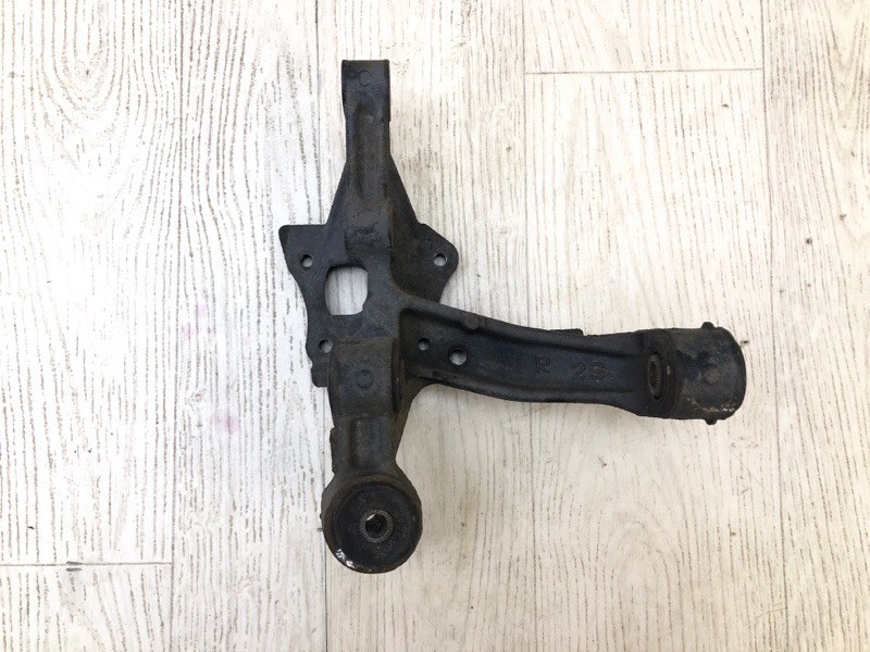 Цапфа задняя правая LEXUS ES350 06-12 2011 SEDAN 3.5 2GR-FE 42304-06100 Б/У