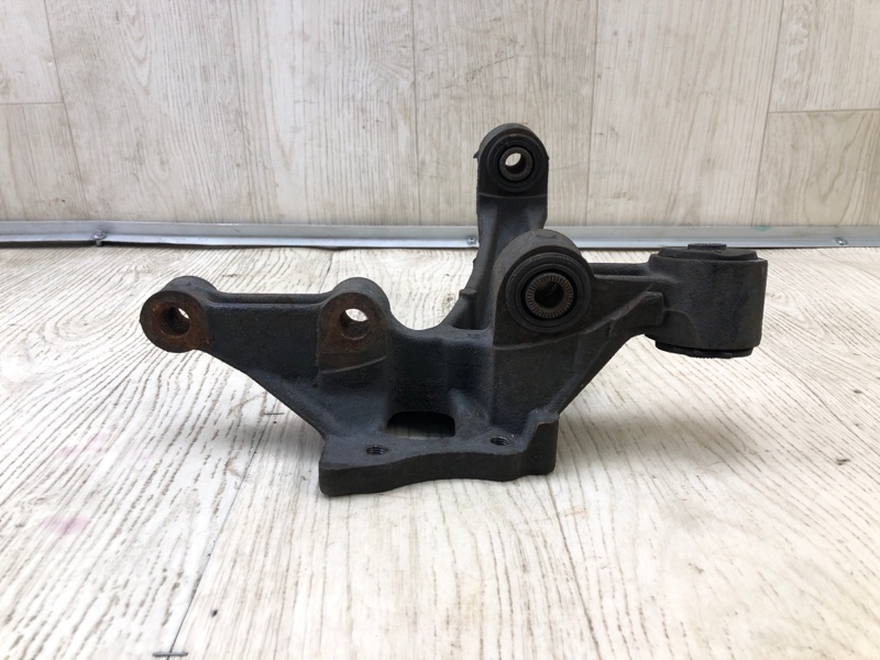 Цапфа задняя правая ES350 06-12 2011 SEDAN 3.5 2GR-FE