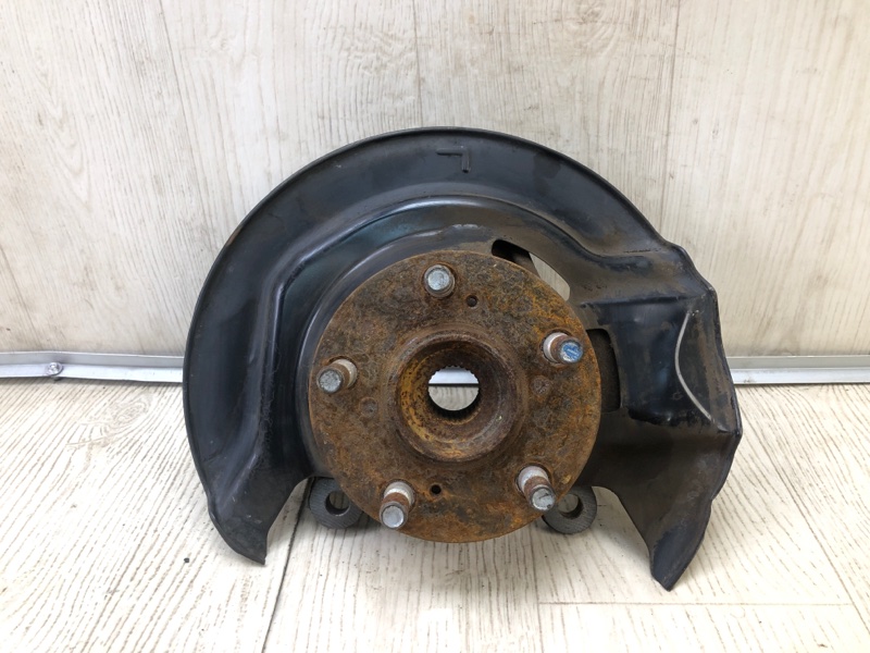 Кулак поворотный передний левый ODYSSEY 05-10