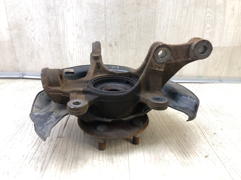 Кулак поворотный передний левый ODYSSEY 05-10