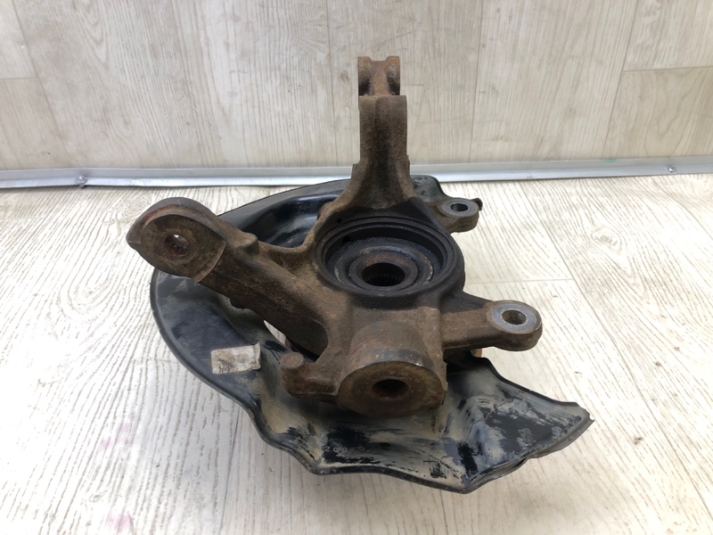 Кулак поворотный передний левый ODYSSEY 05-10