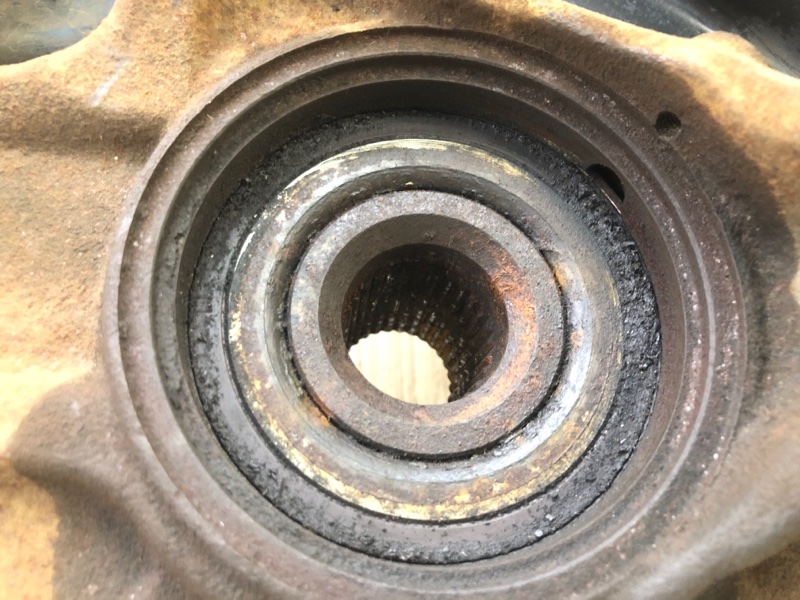 Кулак поворотный передний левый ODYSSEY 05-10