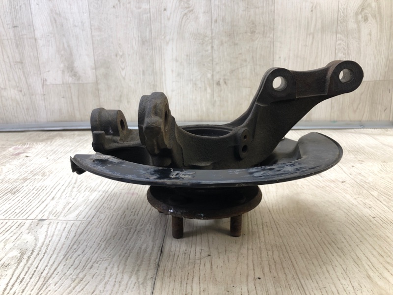 Кулак поворотный передний правый ODYSSEY 05-10