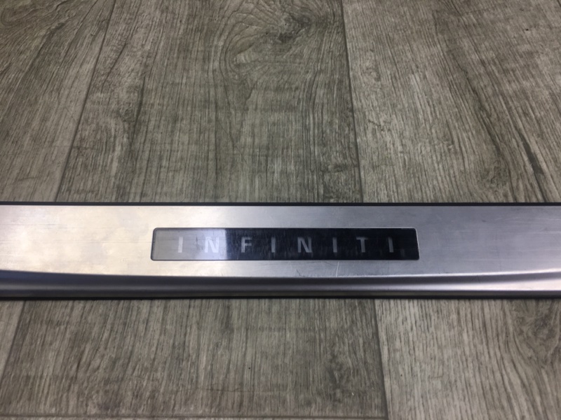 Накладка порога внутрення передняя правая INFINITI G25/G35/G37/Q40 06-14 Седан 3.7 VQ37VHR