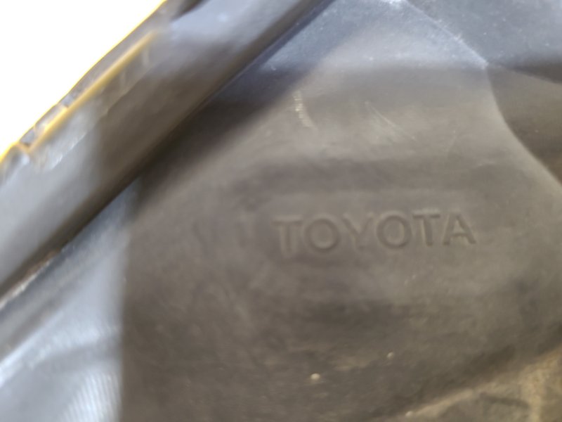 Фара правая RAV4 13-19