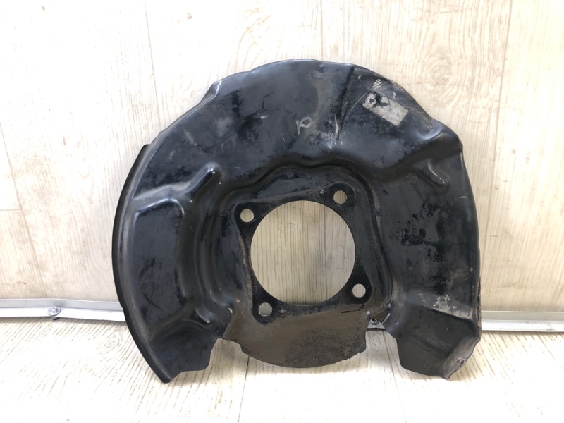 Защита тормозного диска передняя левая GX470 02-09 2008 Внедорожник 4.7 2UZFE Защита тормозного диска передняя левая GX470 02-09 2008 Внедорожник 4.7 2UZFE