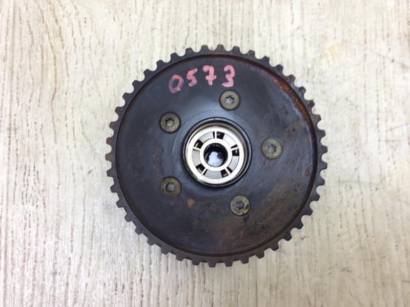 Запчасть шестерня грм VOLVO XC90 15-19 2015 Внедорожник B4204T27 32213917 Б/У Шестерня ГРМ VOLVO XC90 15-19 2015 Внедорожник B4204T27 32213917 Б/У