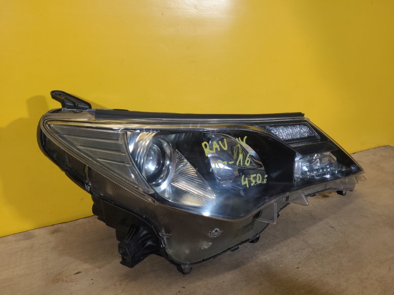 Фара правая RAV4 13-19