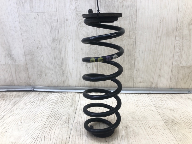 Пружина задней подвески VOLKSWAGEN TIGUAN 08-17 2011 5N 2.0 CCTA 3C0511115AD Б/У