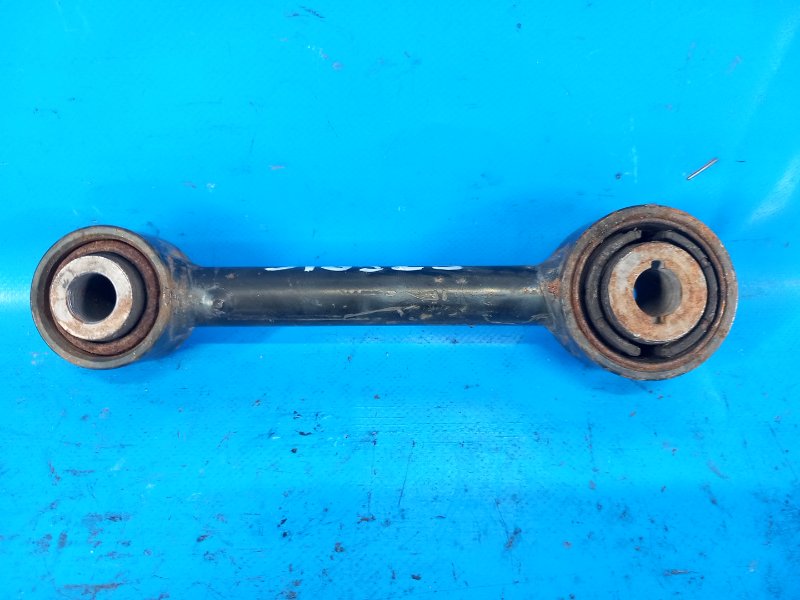 Рычаг задней подвески поперечный нижний LINCOLN MKZ 13-20 2017 C20HDTX 2.0L EcoBoost DG9Z-5A972-B Б/У