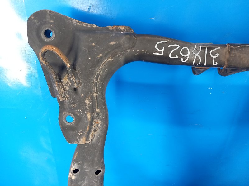 Балка передней подвески CIVIC ES 00-05 2005 1.7 L D17A