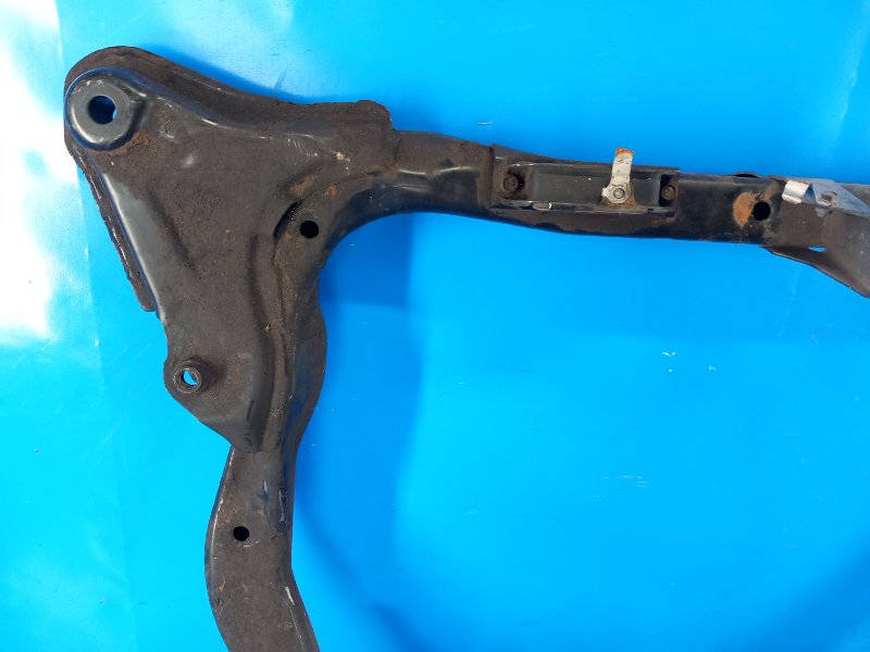 Балка передней подвески CIVIC ES 00-05 2005 1.7 L D17A