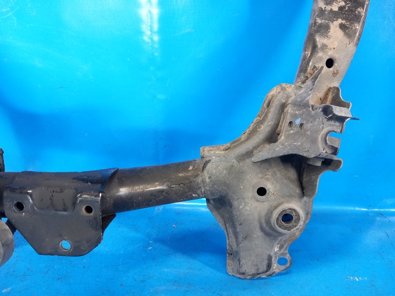 Балка передней подвески CIVIC ES 00-05 2005 1.7 L D17A